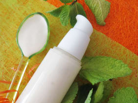 Dentifrice naturel sans fluor "menthe abricot" 