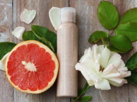 Crème exfoliante et désincrustante visage au pamplemousse rose