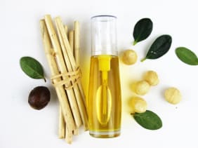 Siero protettivo per capelli alla Moringa