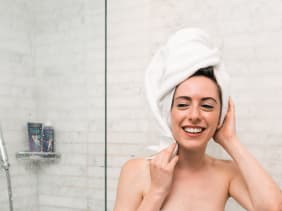 Démaquillage : 7 conseils pour bien démaquiller votre peau chaque soir