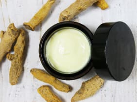 Crème jeunesse & eclat du teint au curcuma