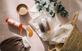 Rituale dell'hammam: come fare uno scrub fai da te con il sapone nero e il guanto kessa?