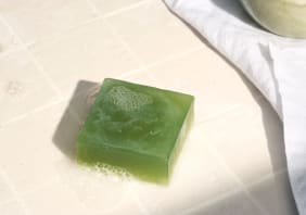 Savon vivifiant menthe poivrée & cyprès bleu