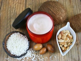 Olio solido per corpo e capelli con oli nutrienti di Cocco e Argan