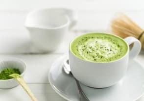 Latte al tè Matcha