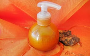 Gel douche "orange fluo" à l'abricot