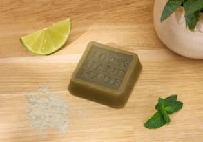 Savon argiles & menthe verte purifiantes pour les peaux à imperfections