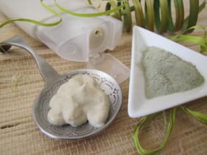 Masque à l'argile purifiante et absorbante pour cheveux gras