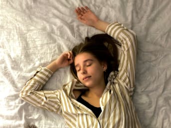 S'endormir sans médicaments : Techniques naturelles pour vaincre l'insomnie