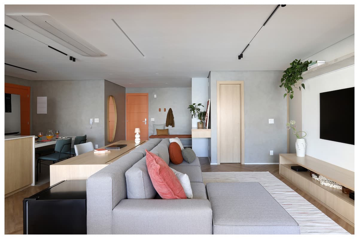 Apartamento integrado / Fotografia Mariana Orsi Apartamento integrado une design escandinavo e marcenaria