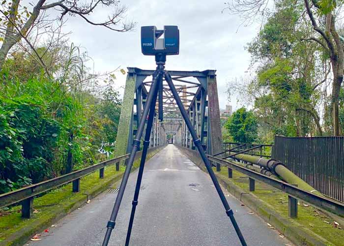 Ponte de Ferro passa por escaneamento a laser 3D