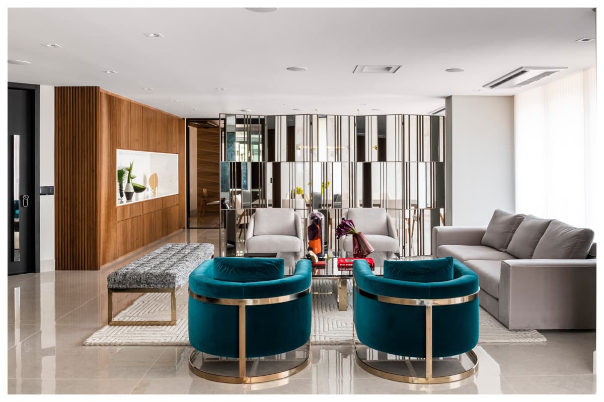 Érica Salguero assina reforma de apartamento contemporâneo