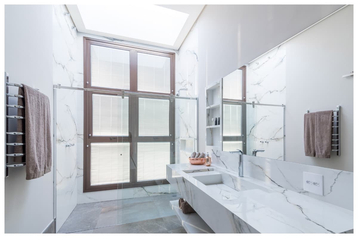 Iluminação zenital potencializa conforto e eficiência na arquitetura