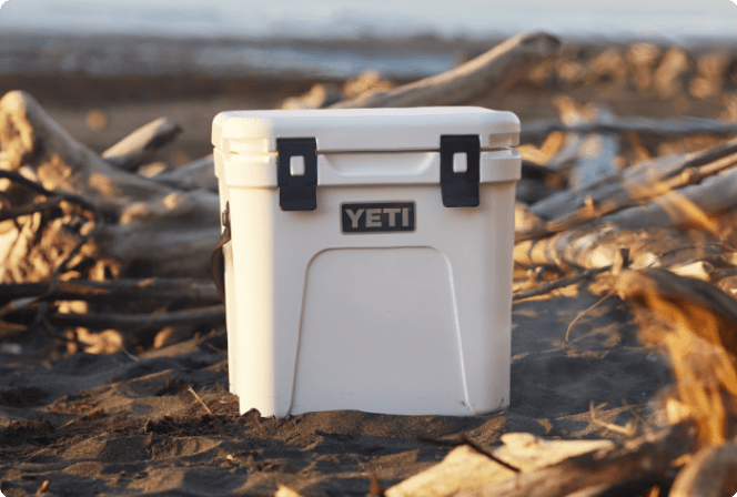 Yeti Tundra 35 Cooler - Rescue Red