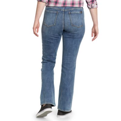 Voyager High-Rise Boot-Cut Jeans - Curvy Image 4