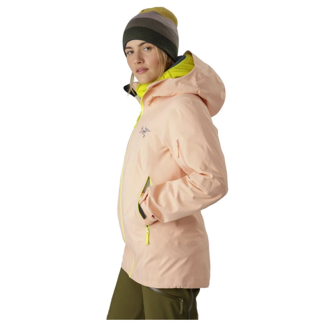 Women's Sentinel AR Jacket - Arrive Outdoors