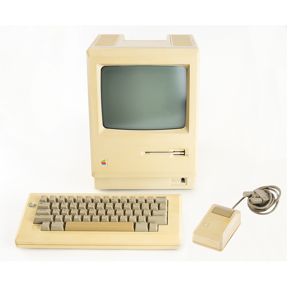 Original Apple-1 Computer Sells for $500,000 at Auction