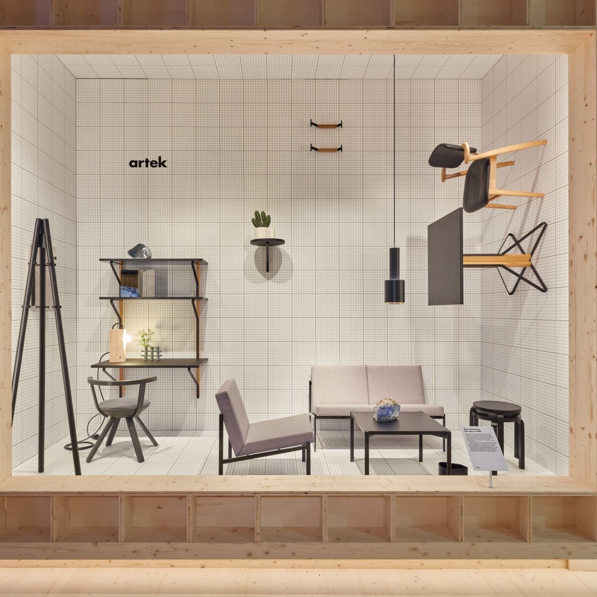 Artek_Salone_Milan_2018_Booth_Photo_Eduardo-_Perez