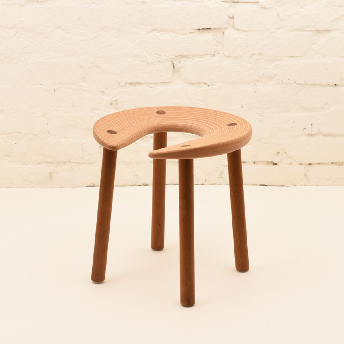 Antti-Nurmesniemi_Sauna-Stool-A