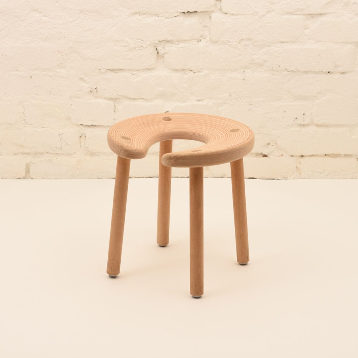 Antti-Nurmesniemi_Sauna-Stool-B