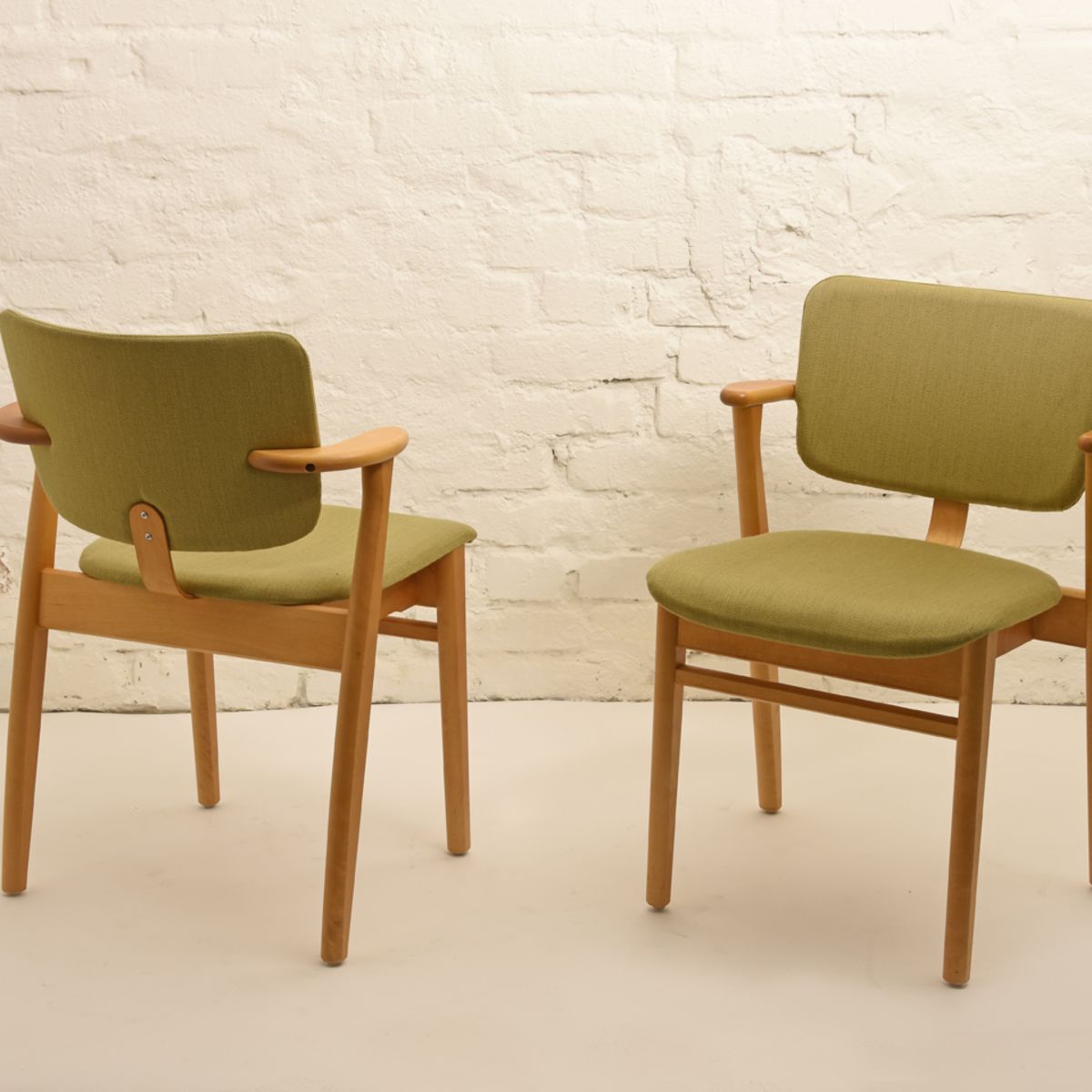 Ilmari Tapiovaara Domus Chair Green