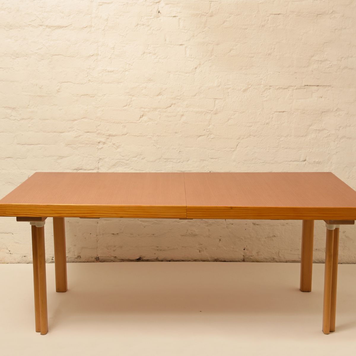 Aalto-Alvar_H-92-table