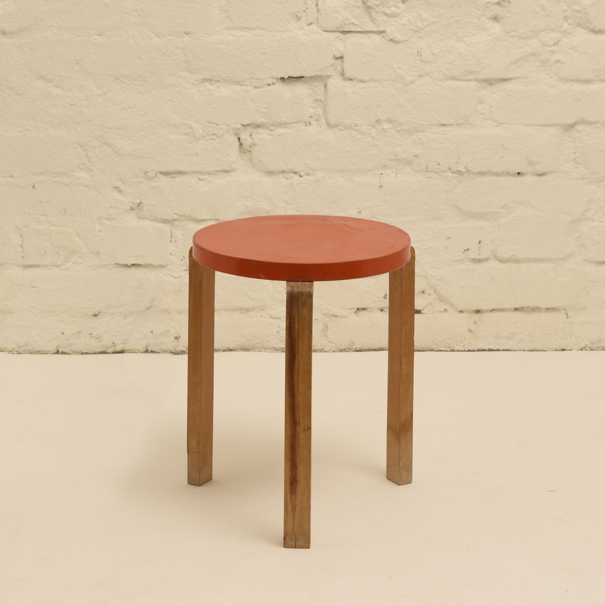 Aalto-Alvar_Stool2_Finger_Joint_high_res