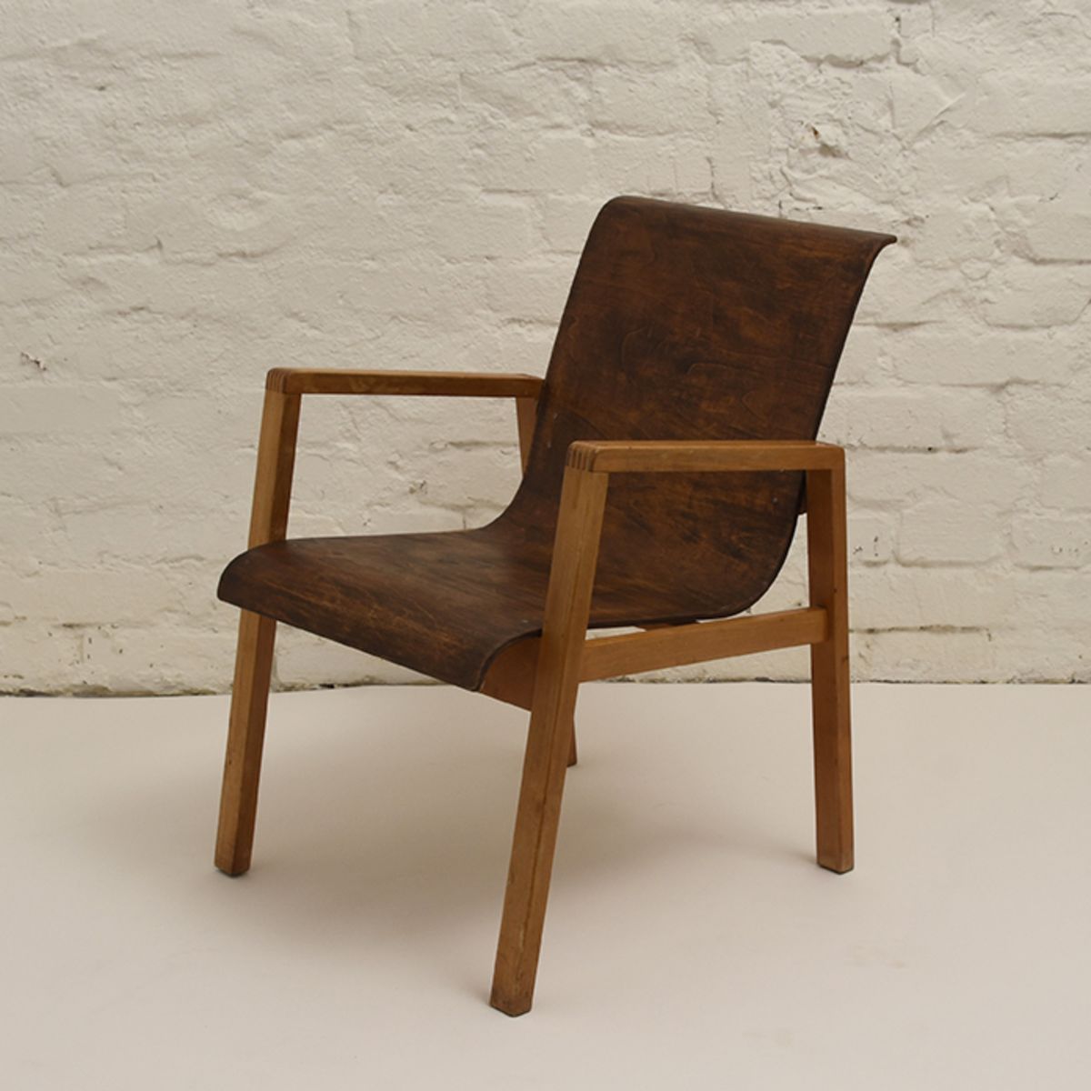 Aalto-Alvar-403Chair_wood