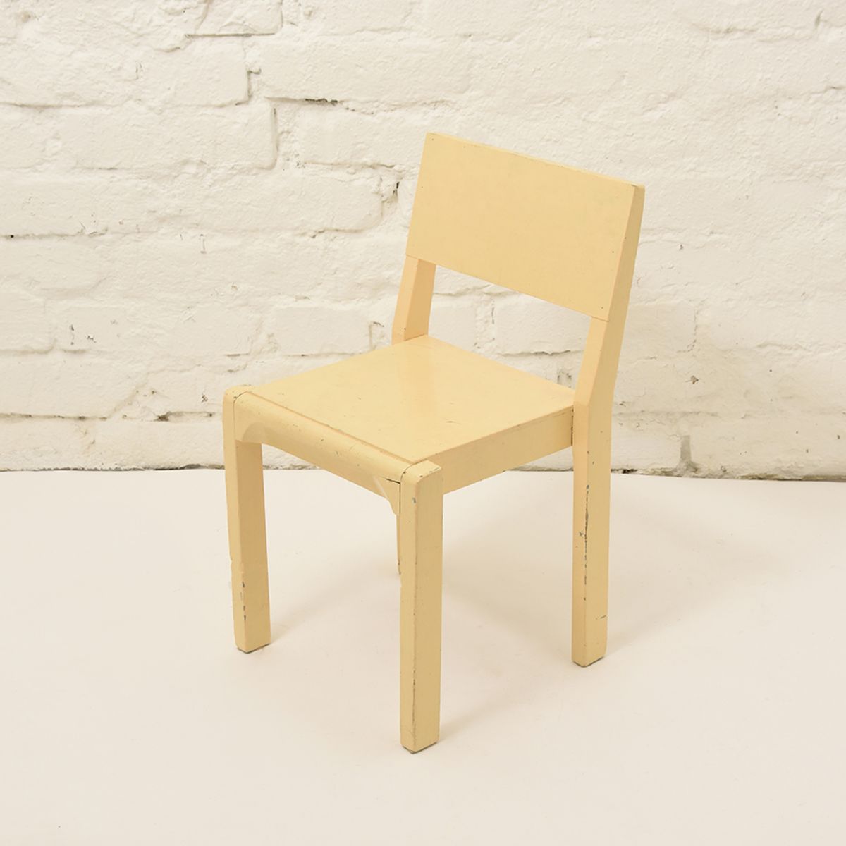 Kids-Chair-Wood-Yellow