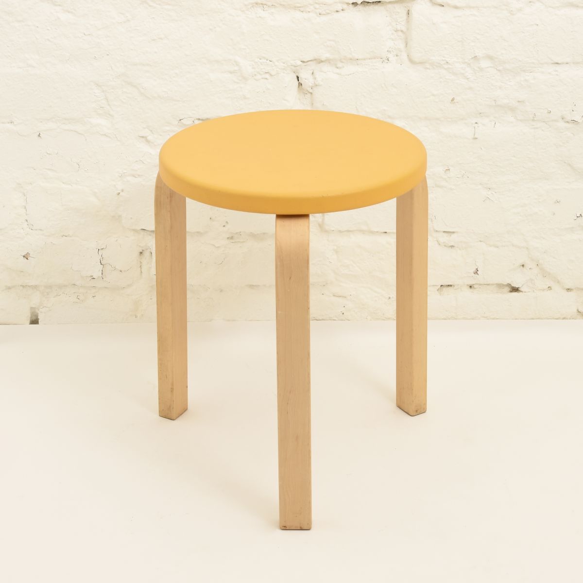 Aalto-Alvar-Stool60-Yellow-Vinyl