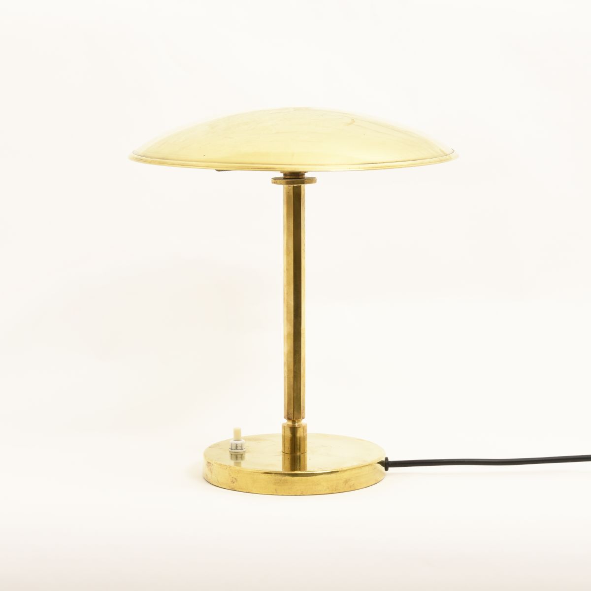 Tynell-Paavo-Brass-Table-Lamp