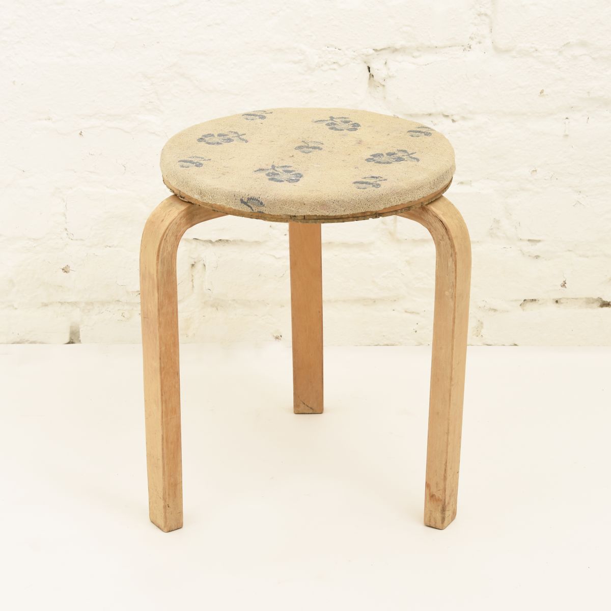 Aalto-Alvar-Stool60-Sandwich-G.A.Berg