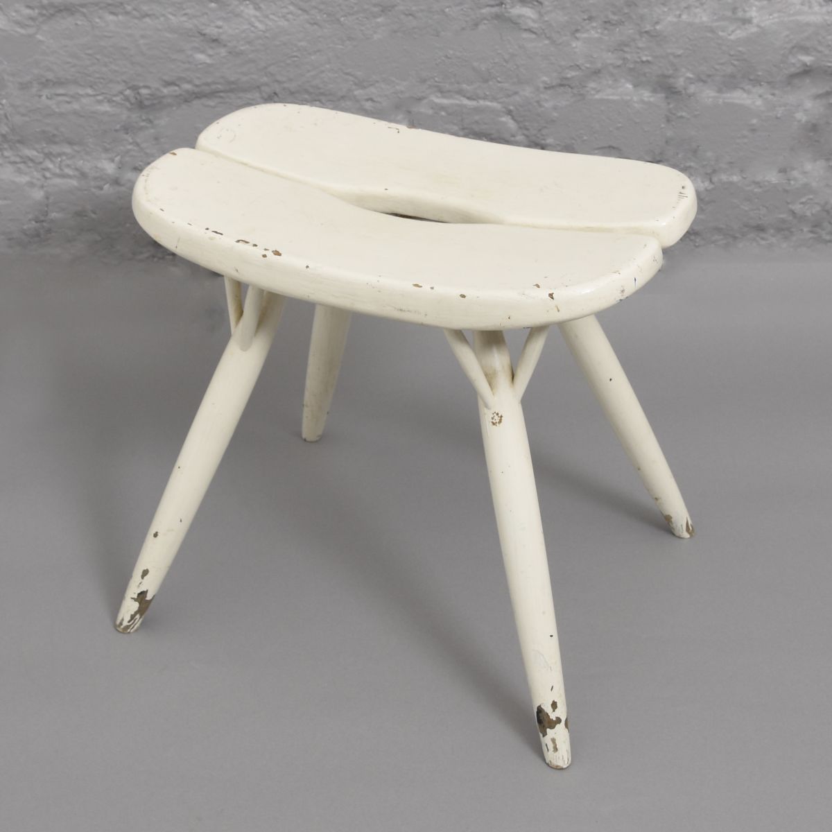 Tapiovaara-Pirkka-Stool-painted-white