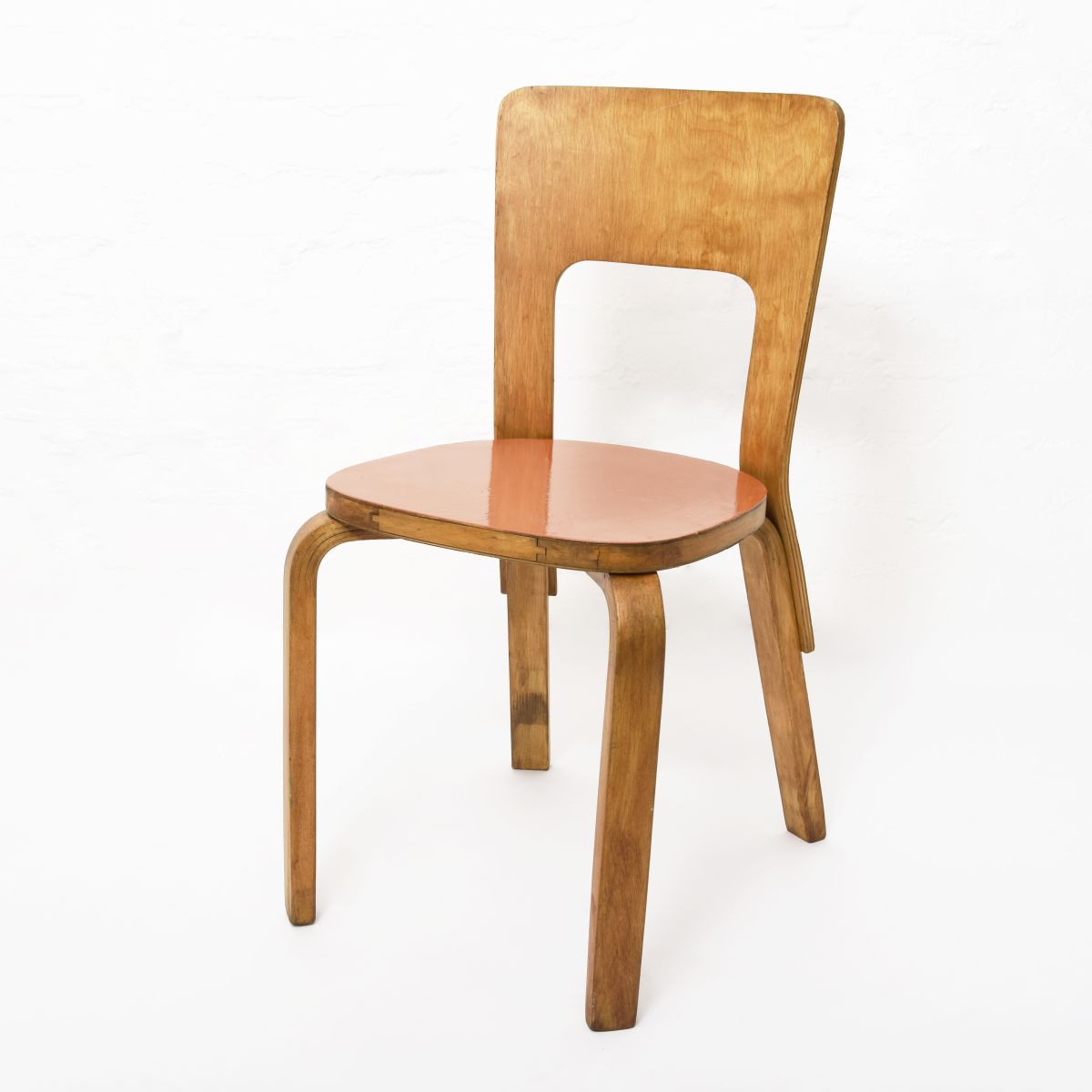 Aalto-66-chair-Orange-Seat