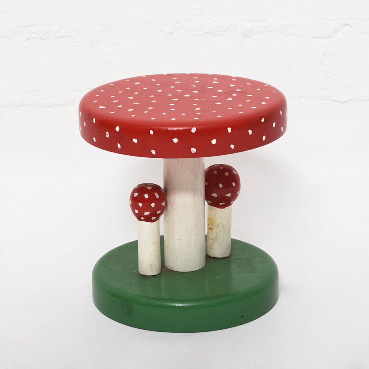 Folky Mushroom Stool2