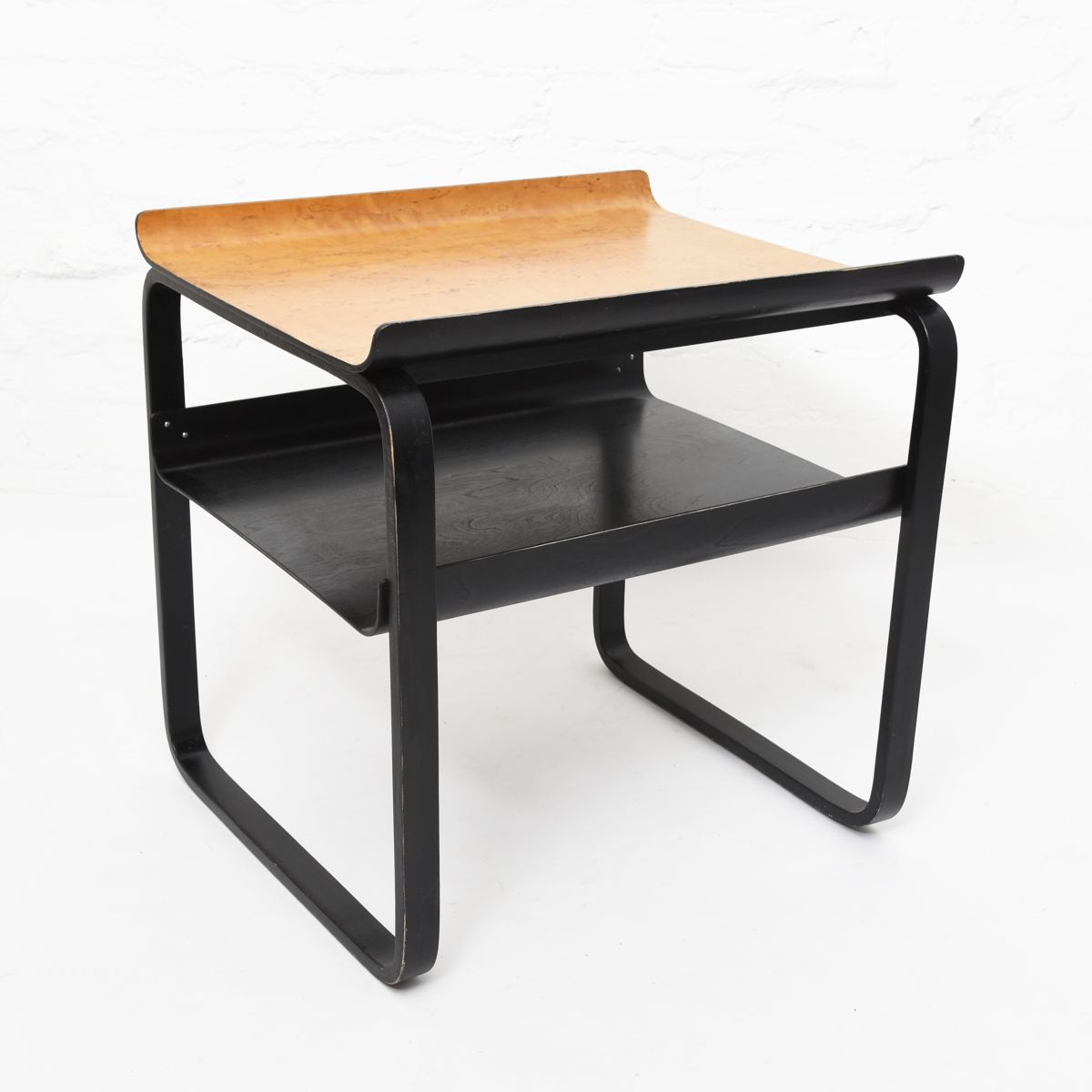 Aalto Alvar sidetable 915 curlybirch