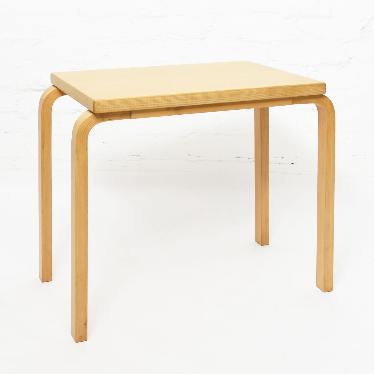 Aalto Alvar side table saarni top