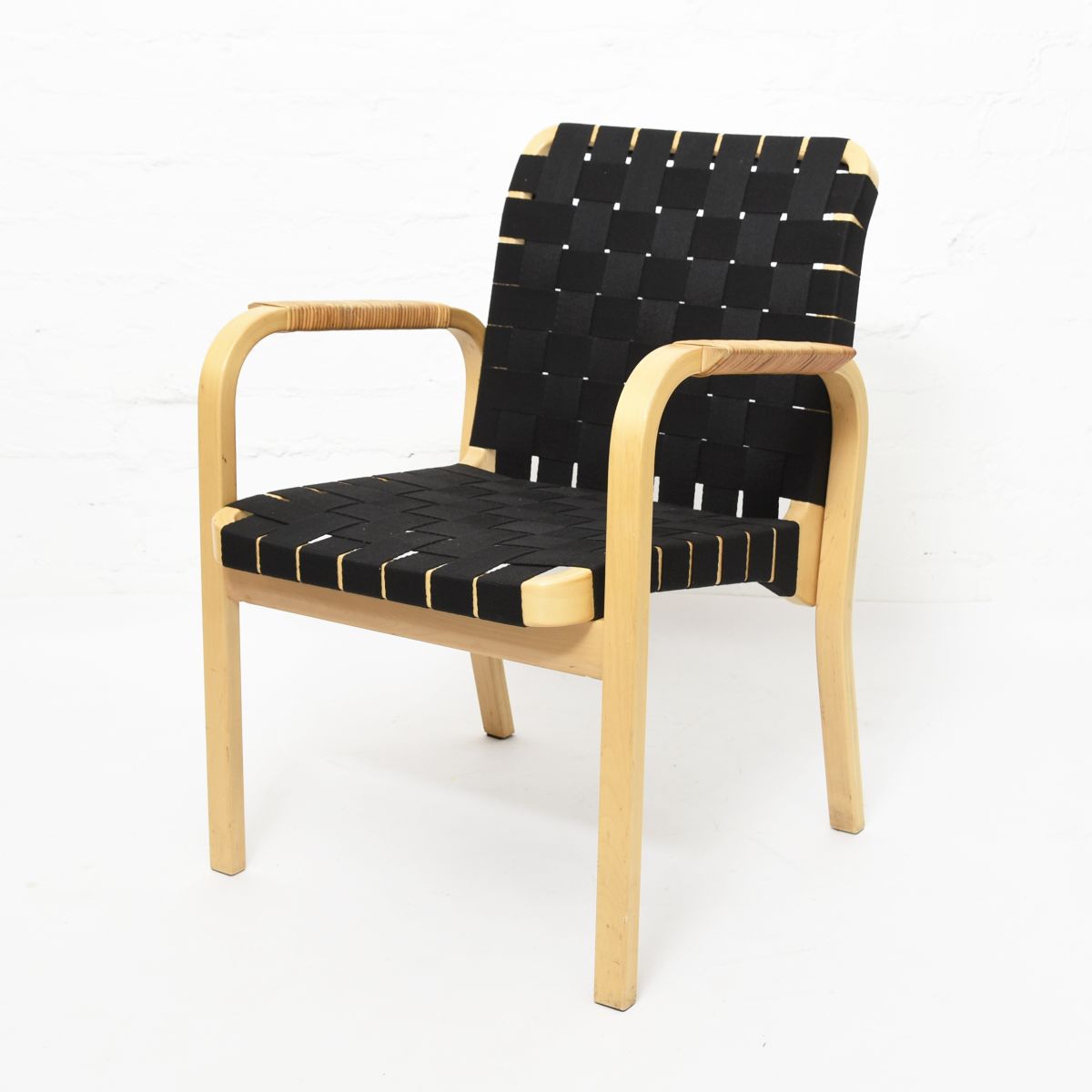 Aalto Alvar Chair 45 black belt