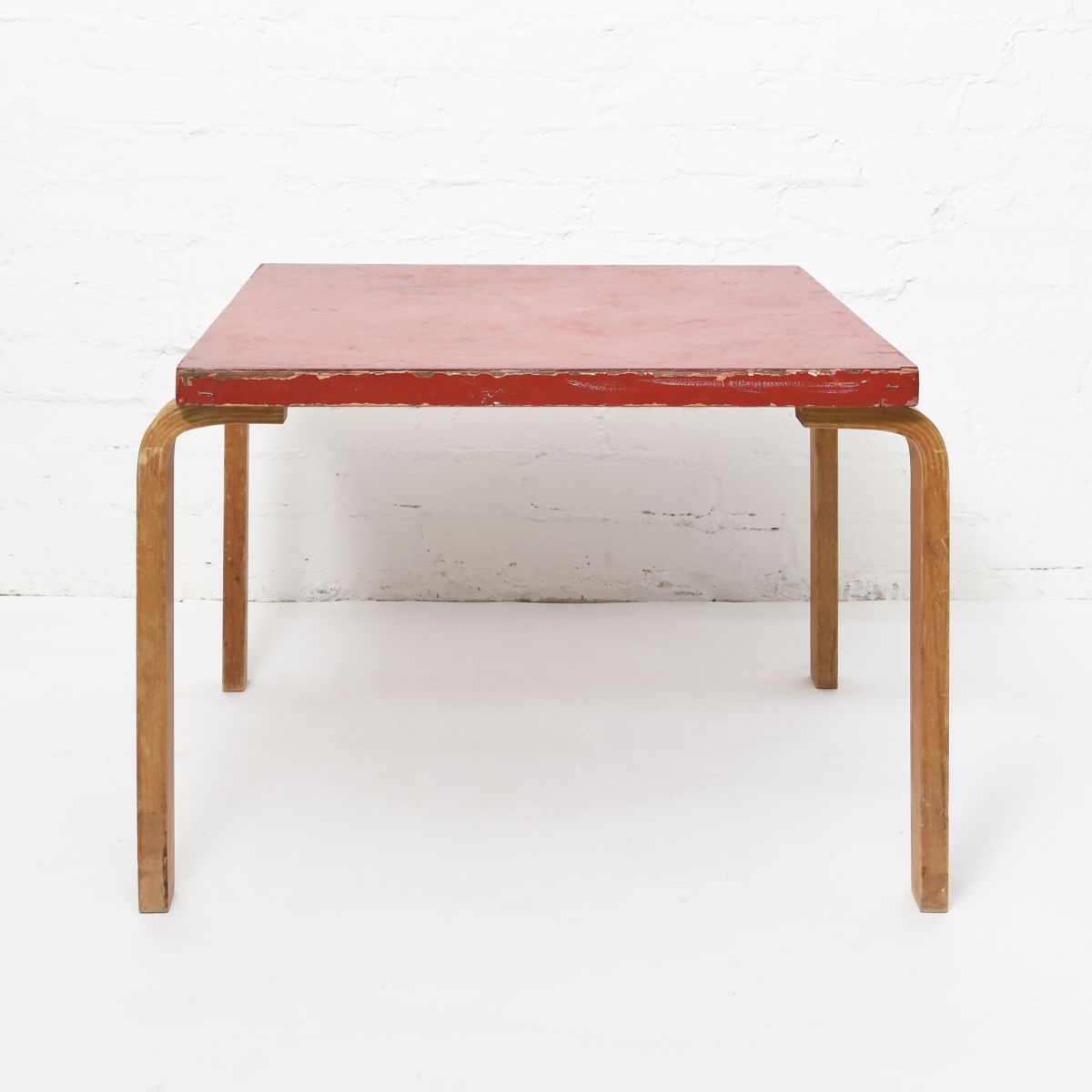 Aalto Alvar Coffee table Red lino 1950