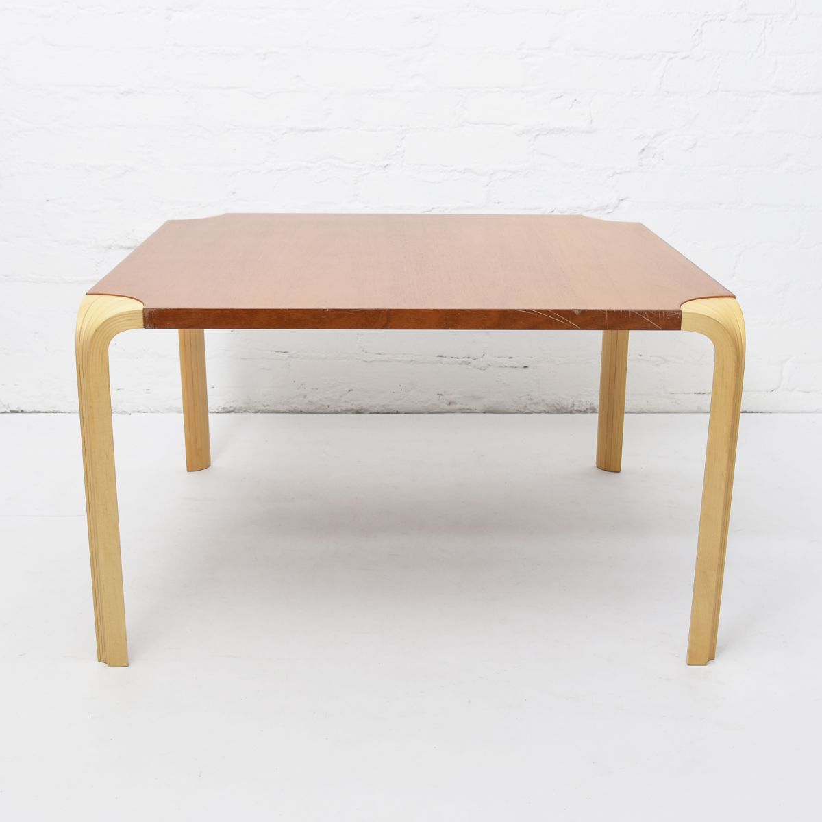 Aalto Alvar Fan leg table teak