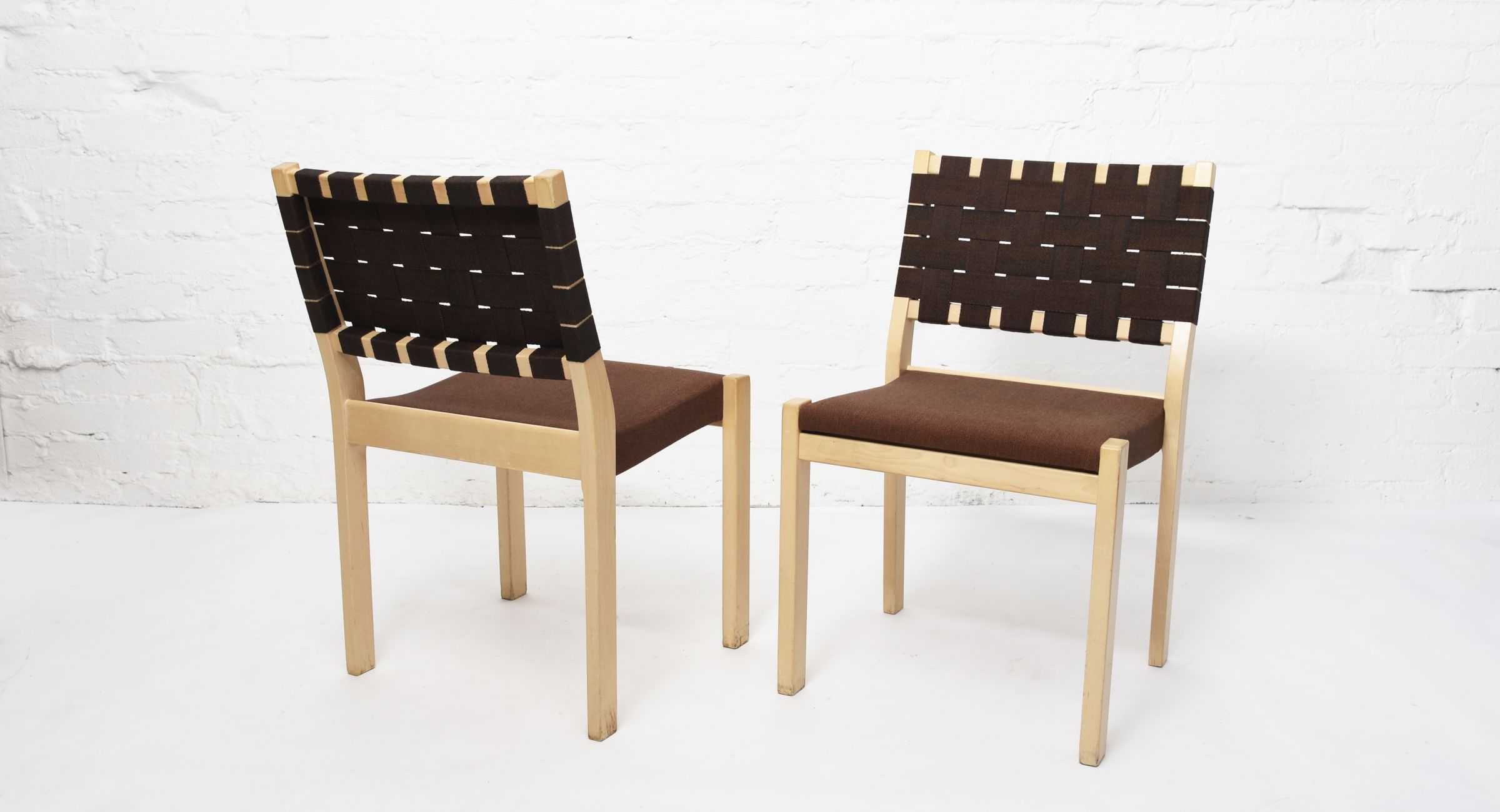 Artek - Chair 611