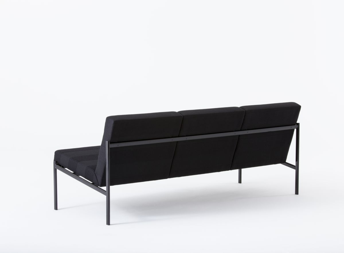 Kiki Sofa 3-seater side Kvadrat/Raf Simons upholstery