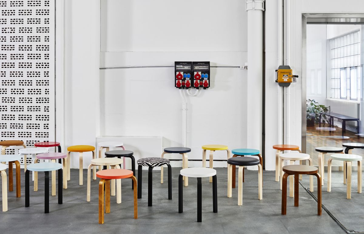 Artek - 90 Years of Stool 60