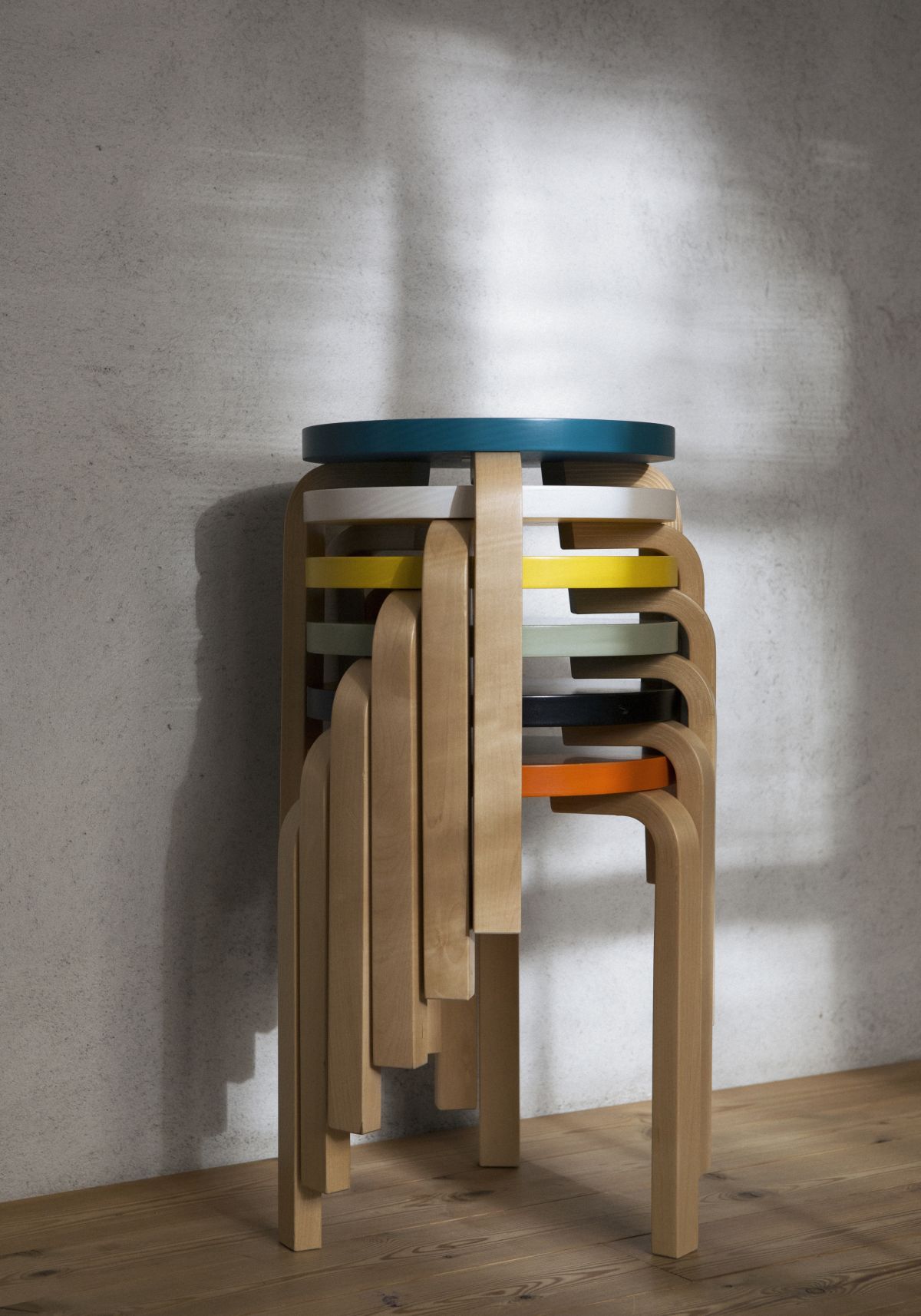 Stool 60_stacked_1