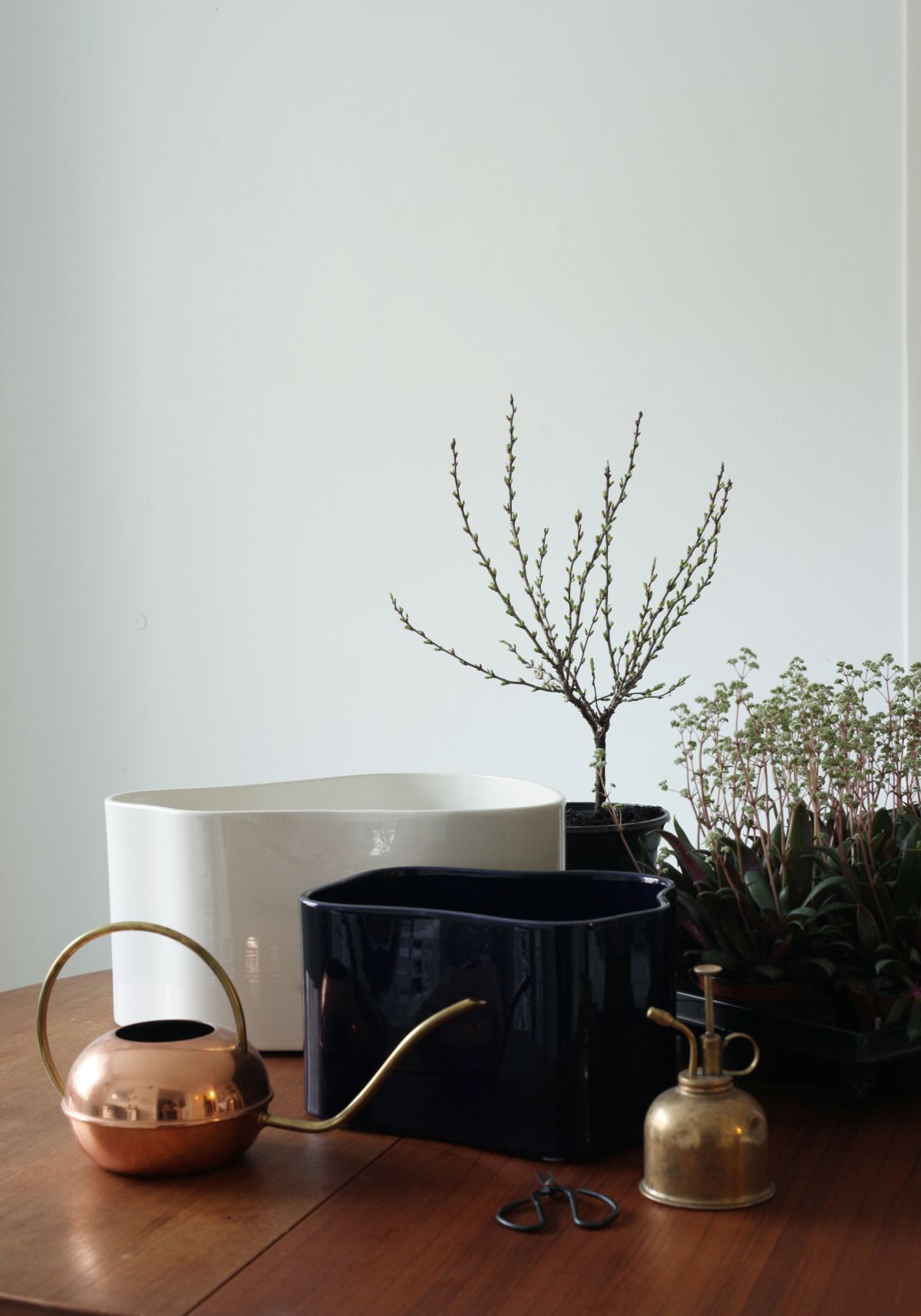 Riihitie Plant Pot A Large White B Medium Blue_4