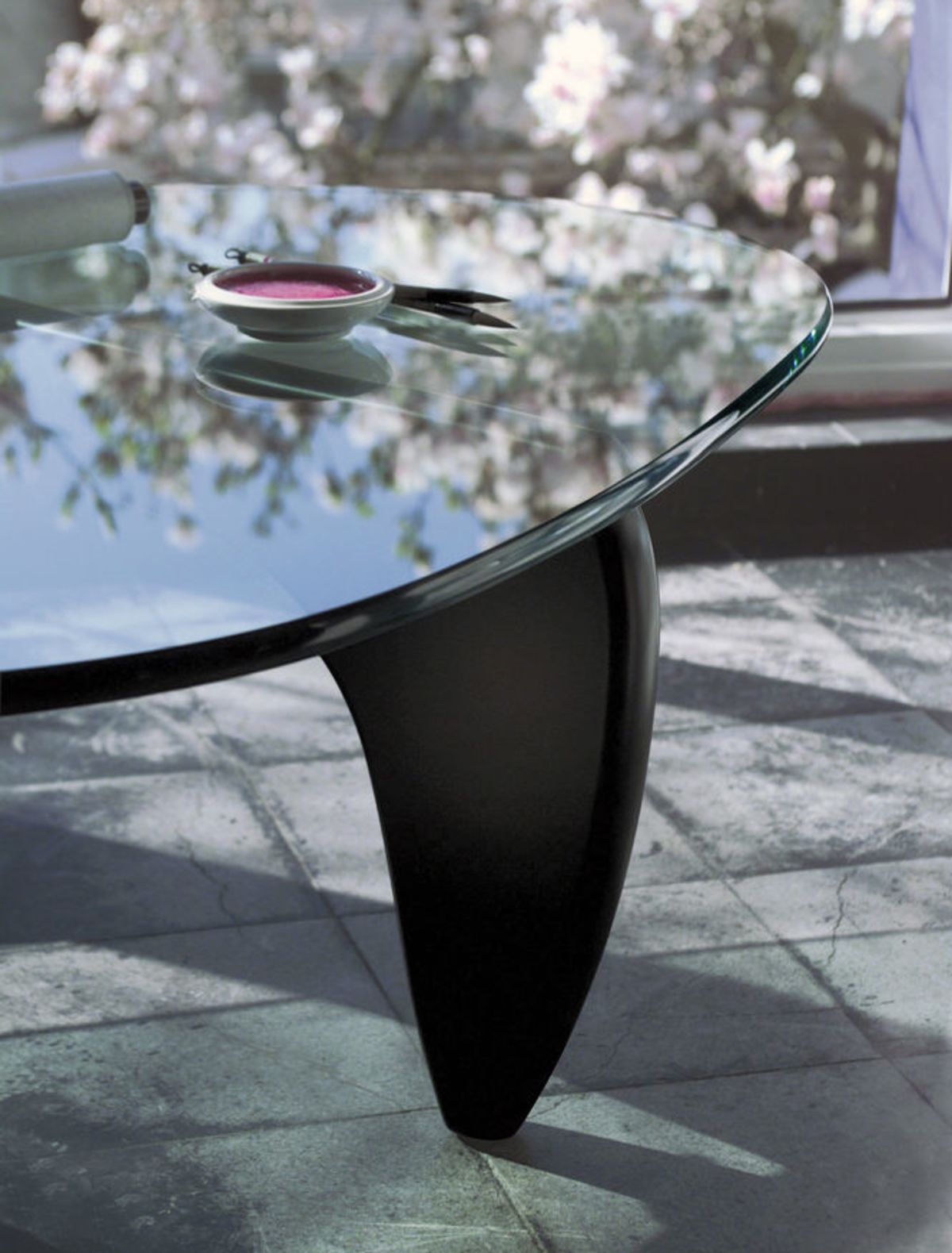 Noguchi_Coffee_Table