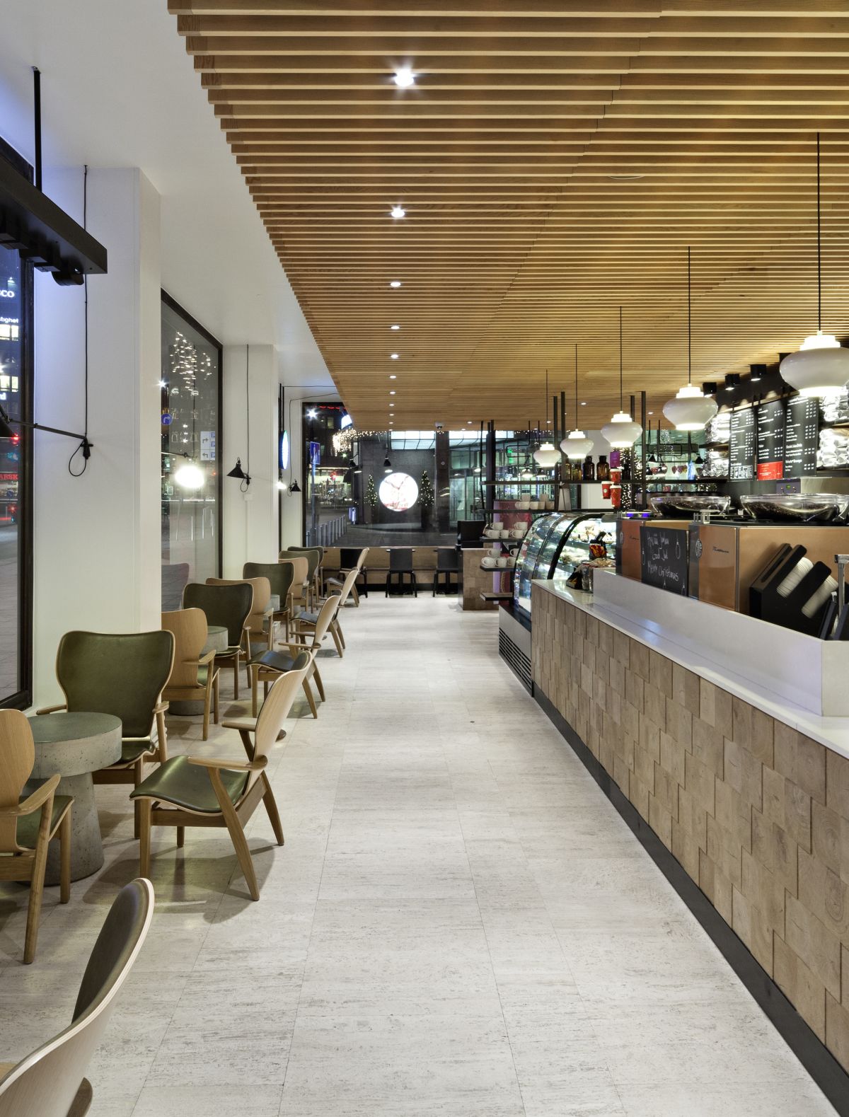 Starbucks, Helsinki, 2014