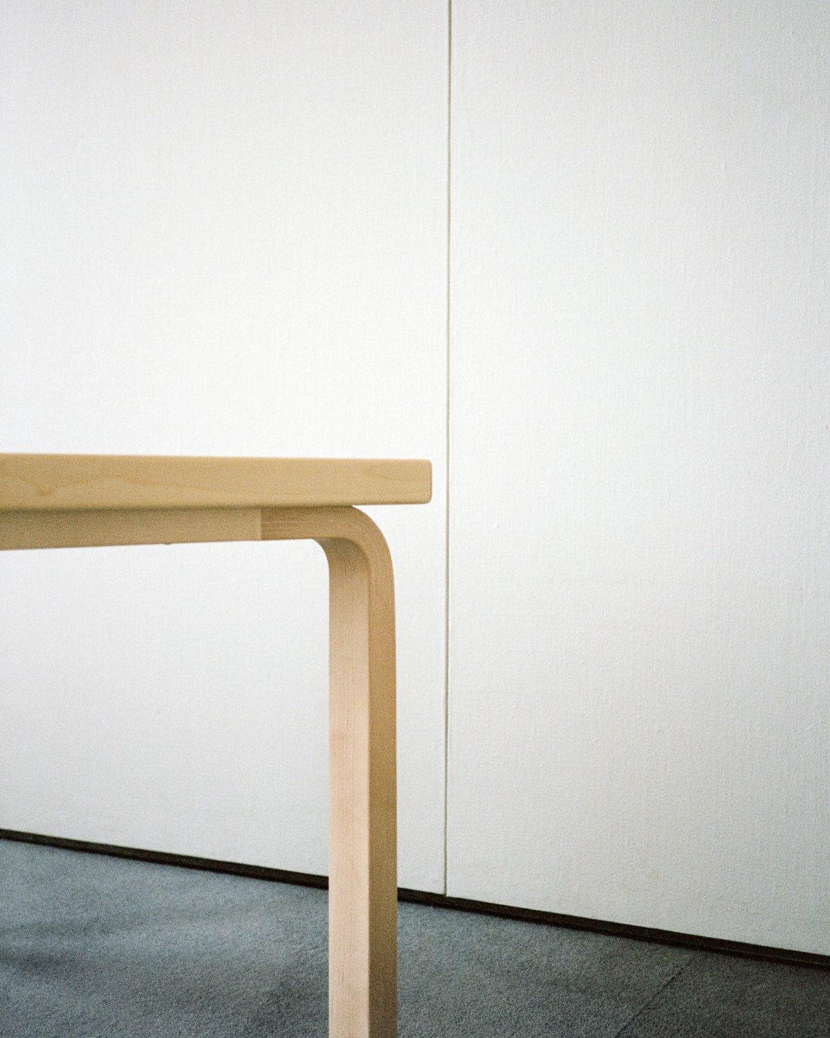 Aalto Table rectangular clear lacquer
