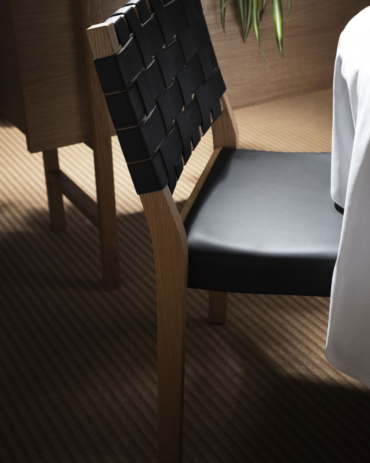Savoy-Helsinki-Artek-chair