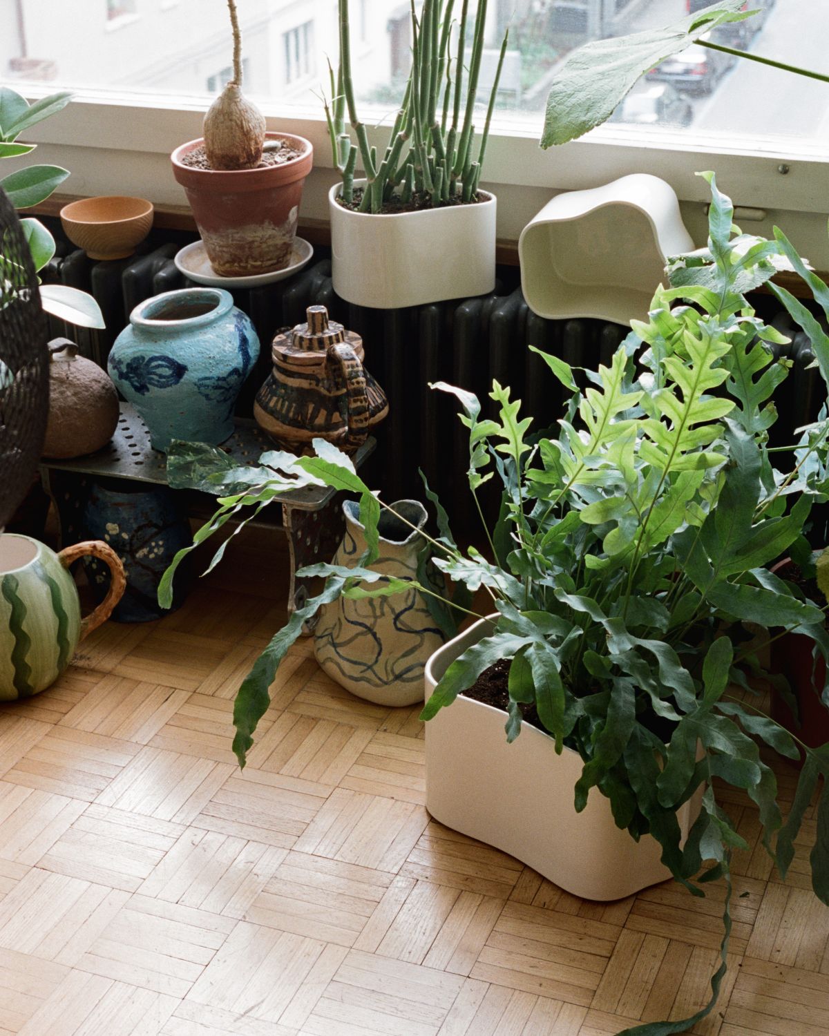 Riihitie-Plant-Pot-A-Small-White-Riihitie-Plant-Pot-A-Large-White